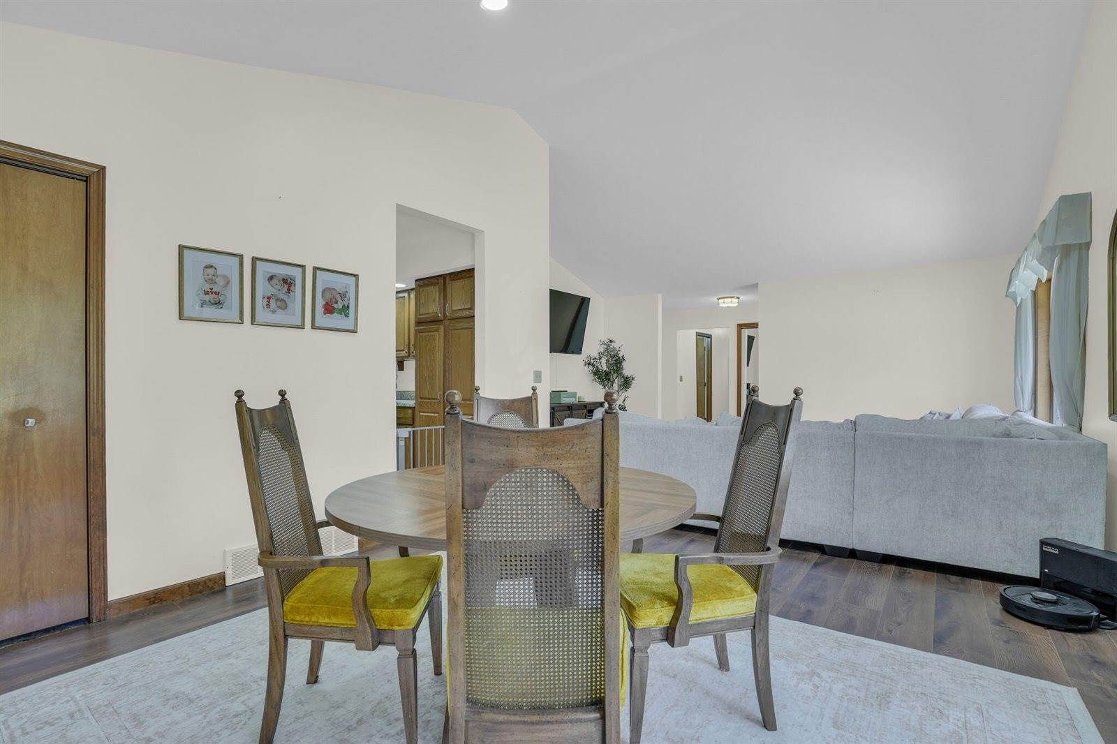 8675 North Loxley Road, Roscommon, MI 48653