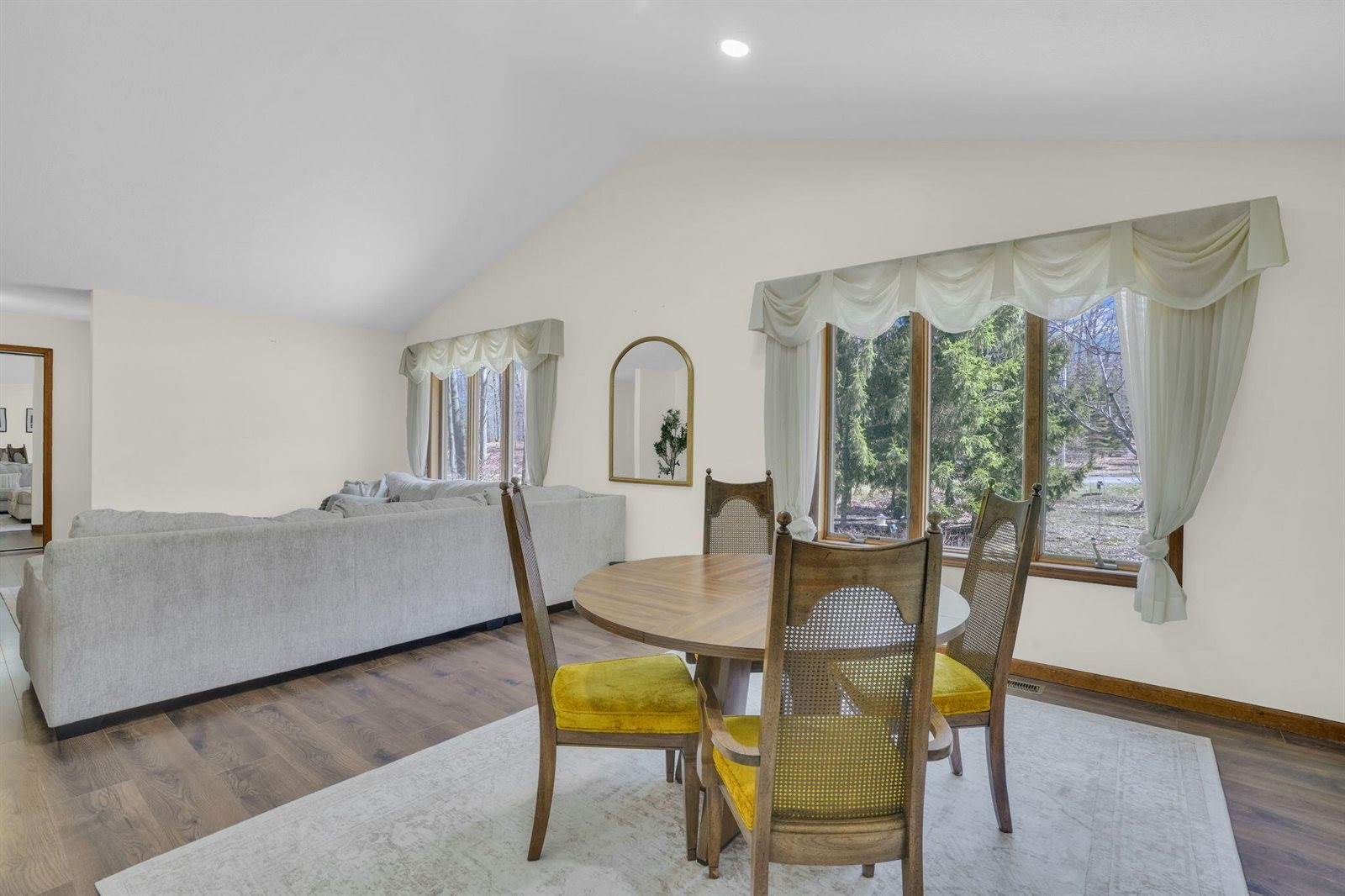 8675 North Loxley Road, Roscommon, MI 48653