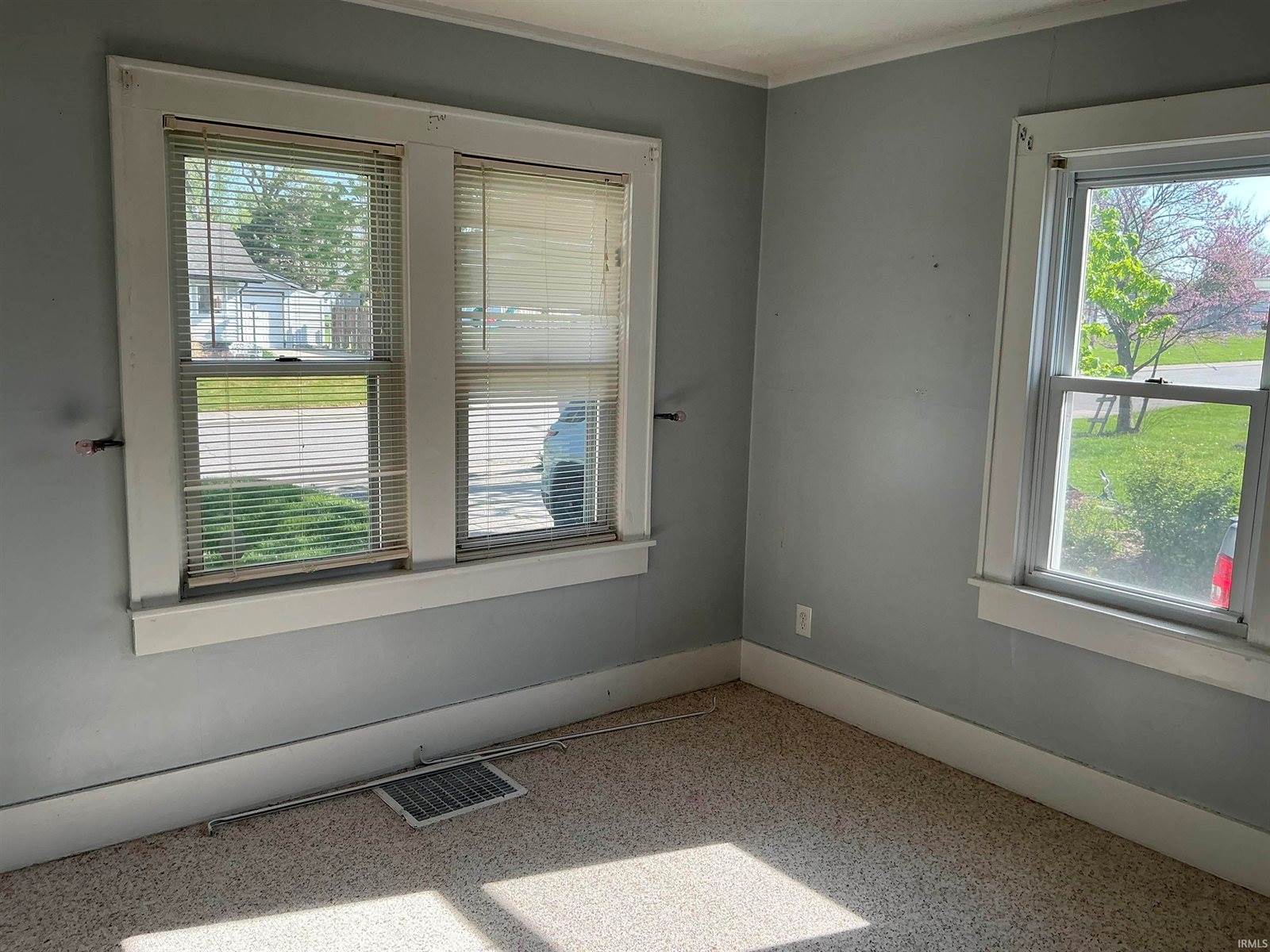 524 E Kickapoo, Hartford City, IN 47348