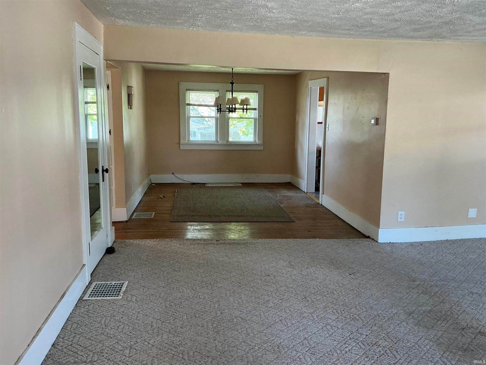 524 E Kickapoo, Hartford City, IN 47348