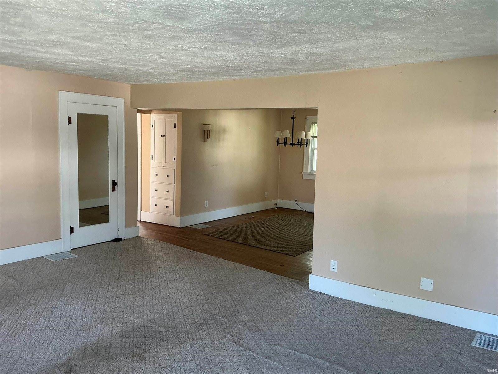 524 E Kickapoo, Hartford City, IN 47348