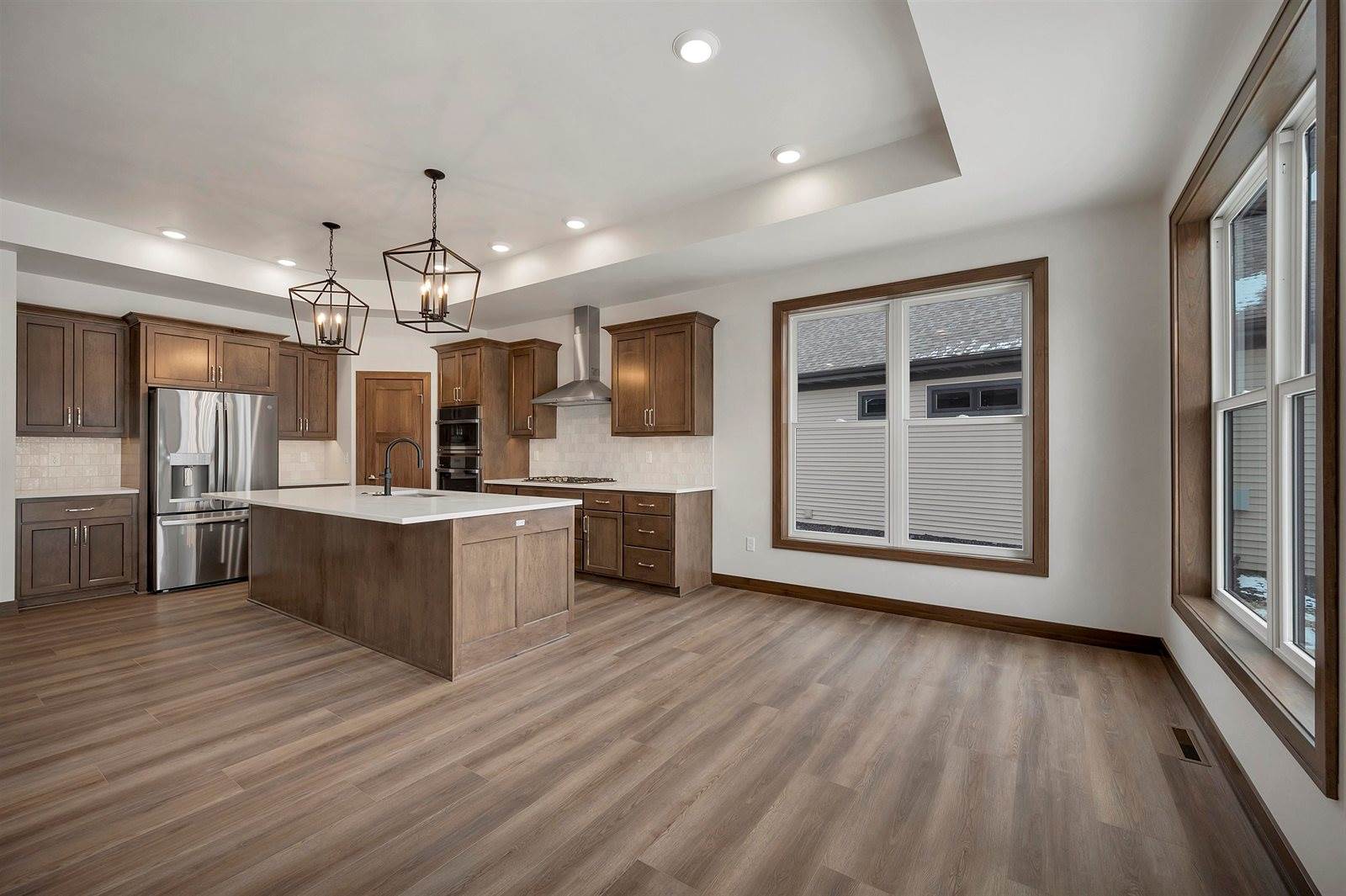 1617 North Honeysuckle Circle, De Pere, WI 54115