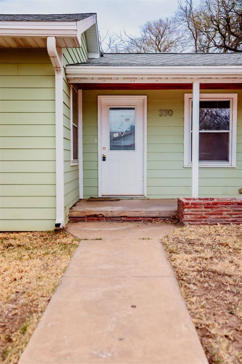 330 Point Rock Street, Elkhart, KS 67950
