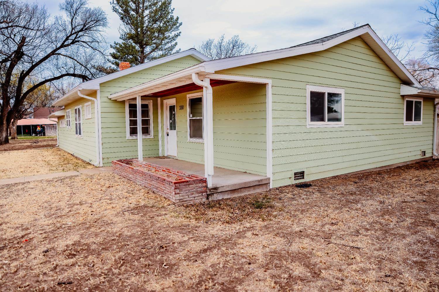 330 Point Rock Street, Elkhart, KS 67950