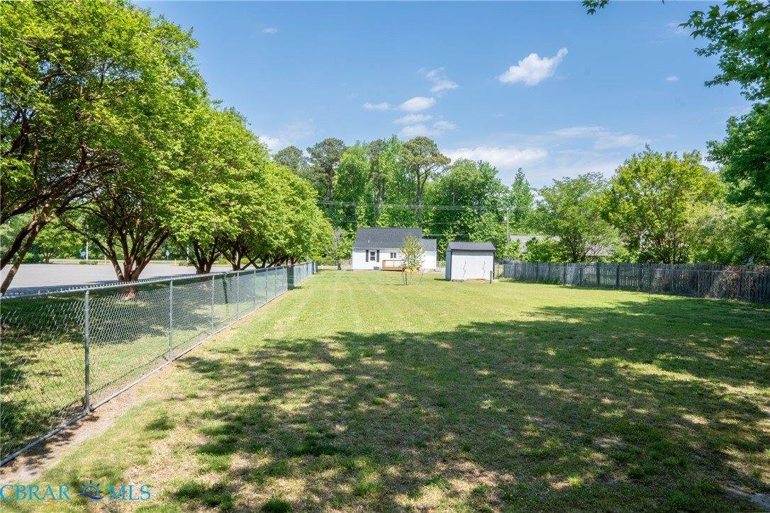 8798 Guinea Road, Hayes, VA 23072