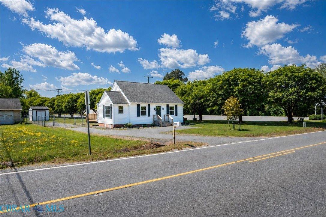 8798 Guinea Road, Hayes, VA 23072