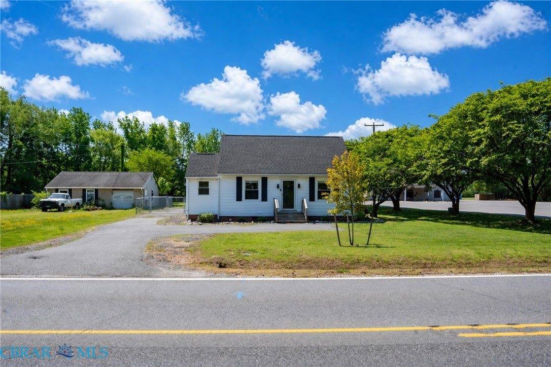 8798 Guinea Road, Hayes, VA 23072