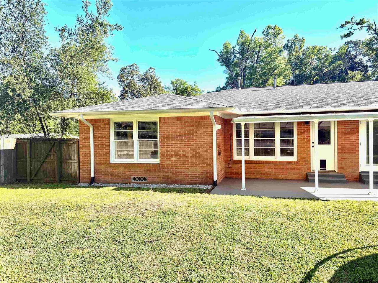 516 Dartmouth Dr., Tyler, TX 75701