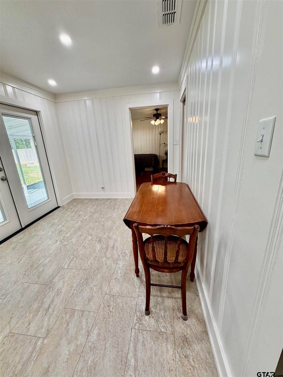 516 Dartmouth Dr., Tyler, TX 75701