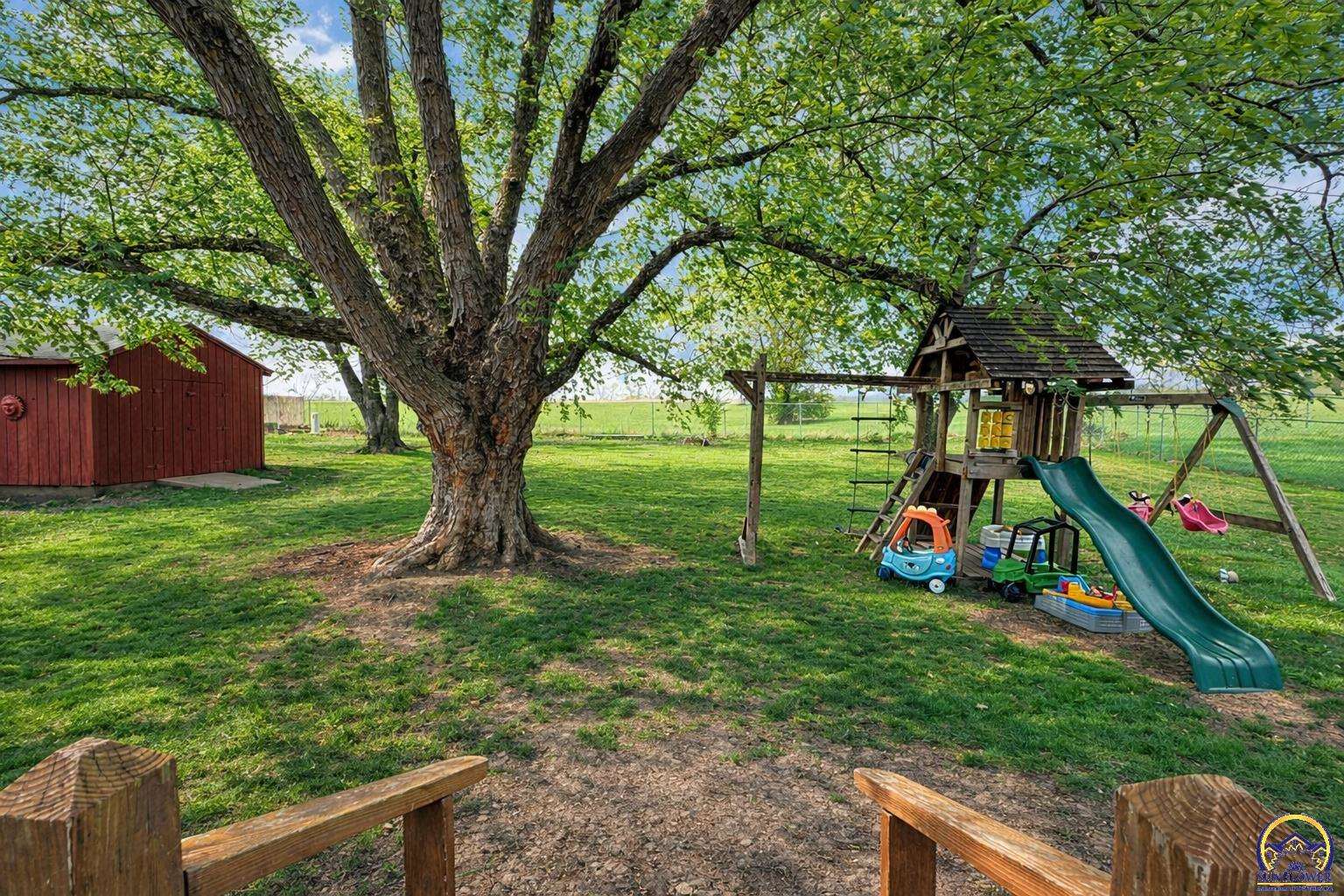 3711 SE California AVE, Topeka, KS 66609