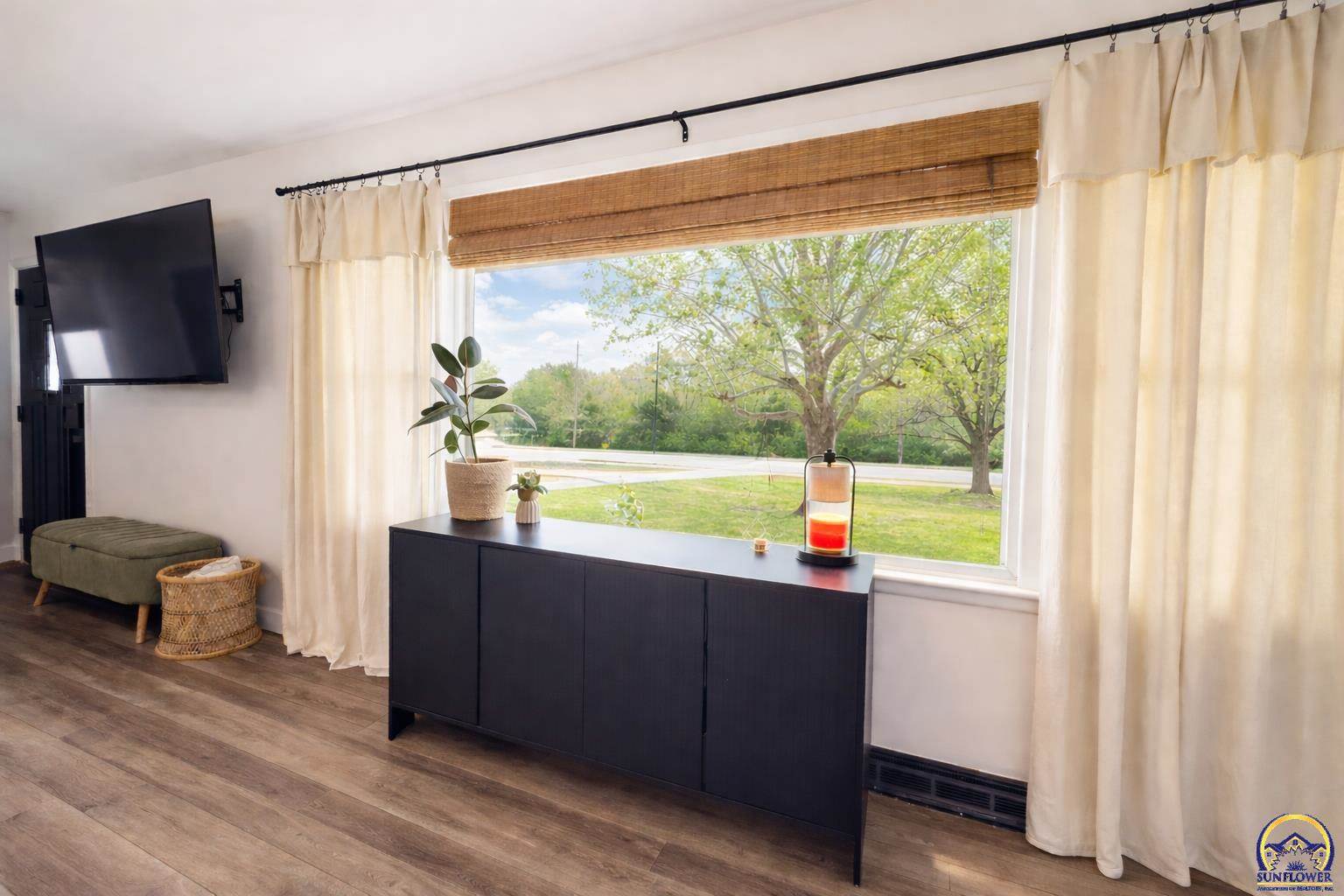 3711 SE California AVE, Topeka, KS 66609