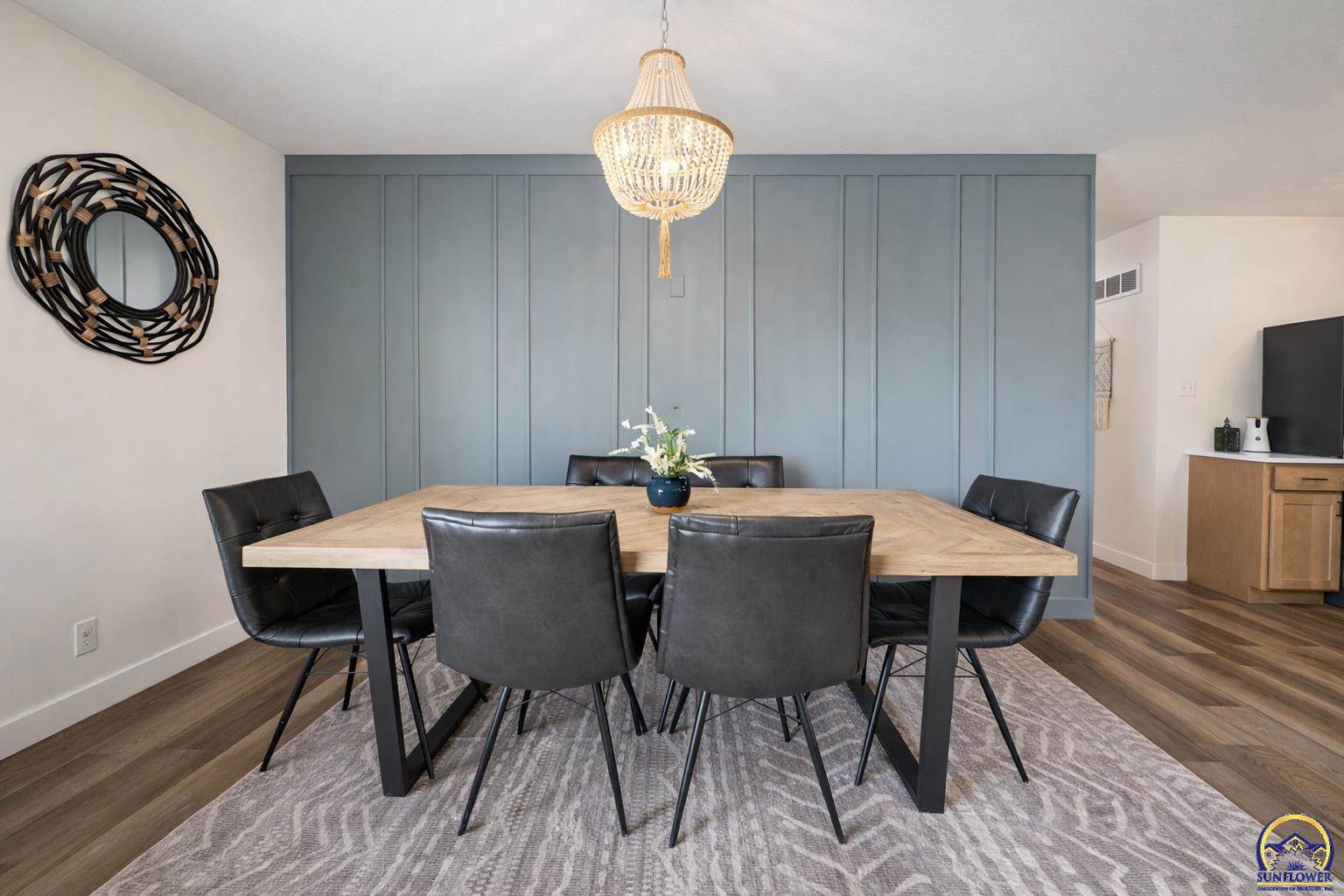 3711 SE California AVE, Topeka, KS 66609