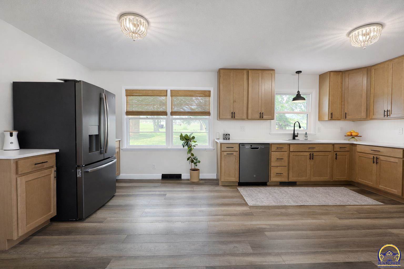 3711 SE California AVE, Topeka, KS 66609