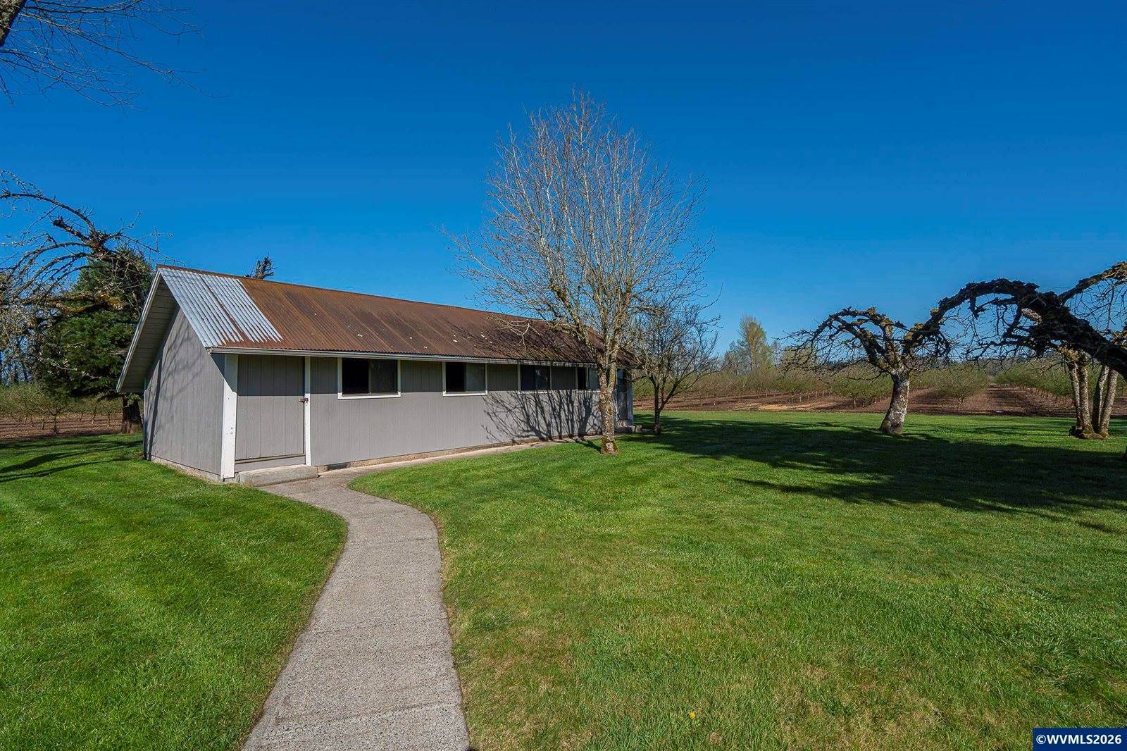 38565 Robinson Dr, Scio, OR 97374