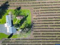 38565 Robinson Dr, Scio, OR 97374