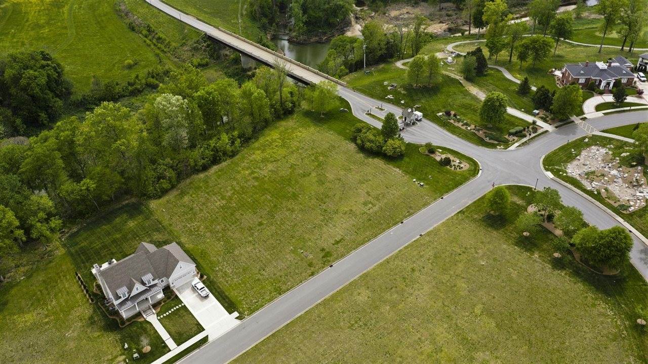 973 Drakes Ridge Lane, Bowling Green, KY 42103