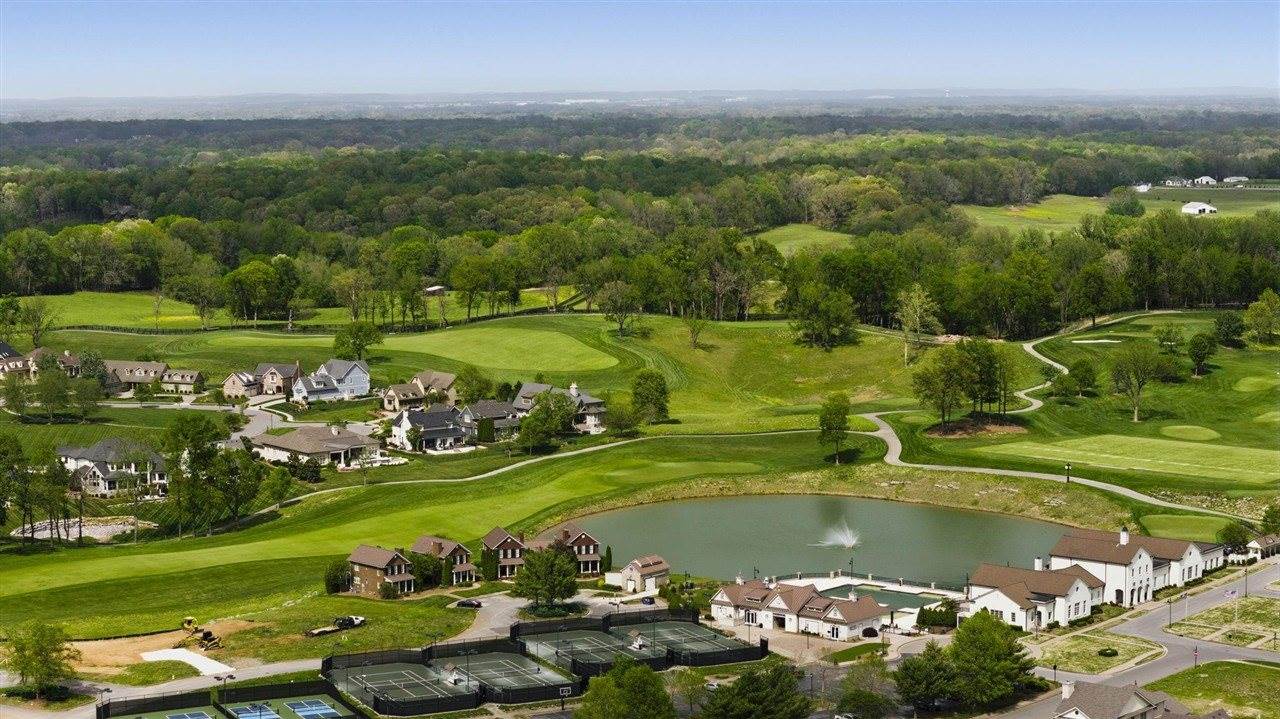 973 Drakes Ridge Lane, Bowling Green, KY 42103