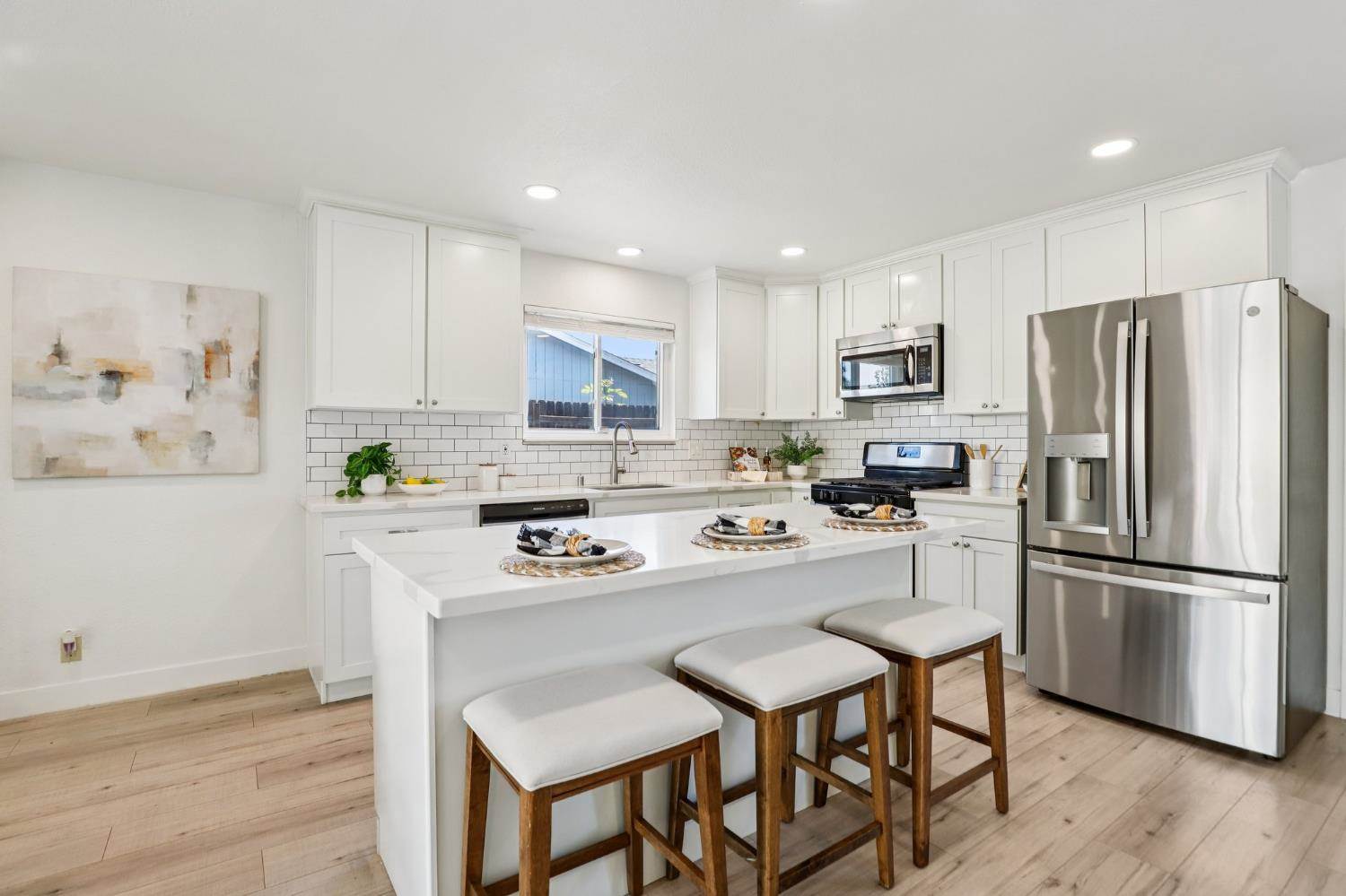 8321 Villaview Drive, Citrus Heights, CA 95621