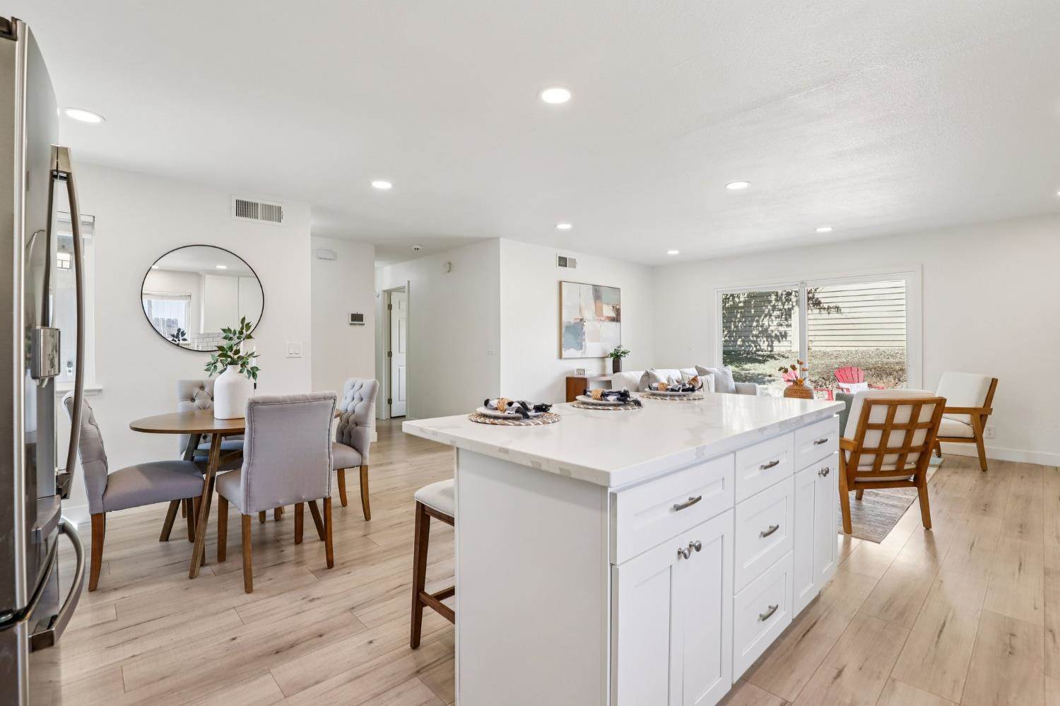 8321 Villaview Drive, Citrus Heights, CA 95621