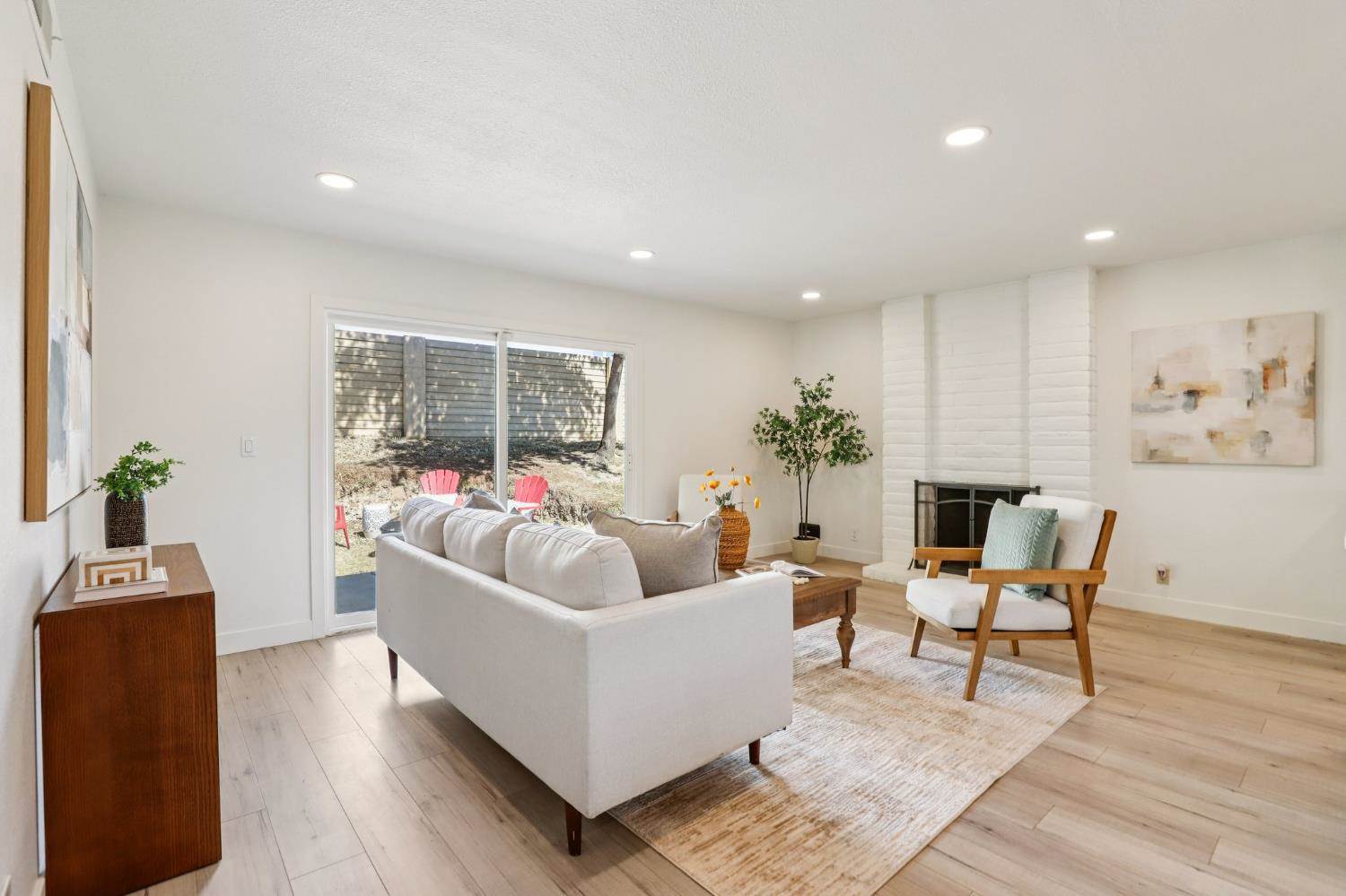 8321 Villaview Drive, Citrus Heights, CA 95621