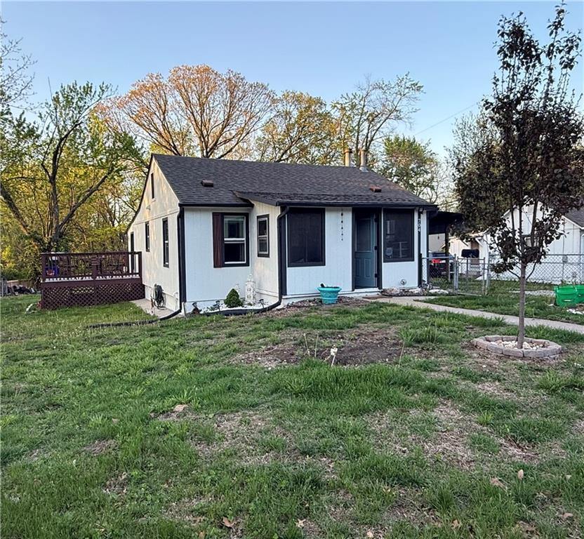 704 East Hayward Avenue, Independence, MO 64050