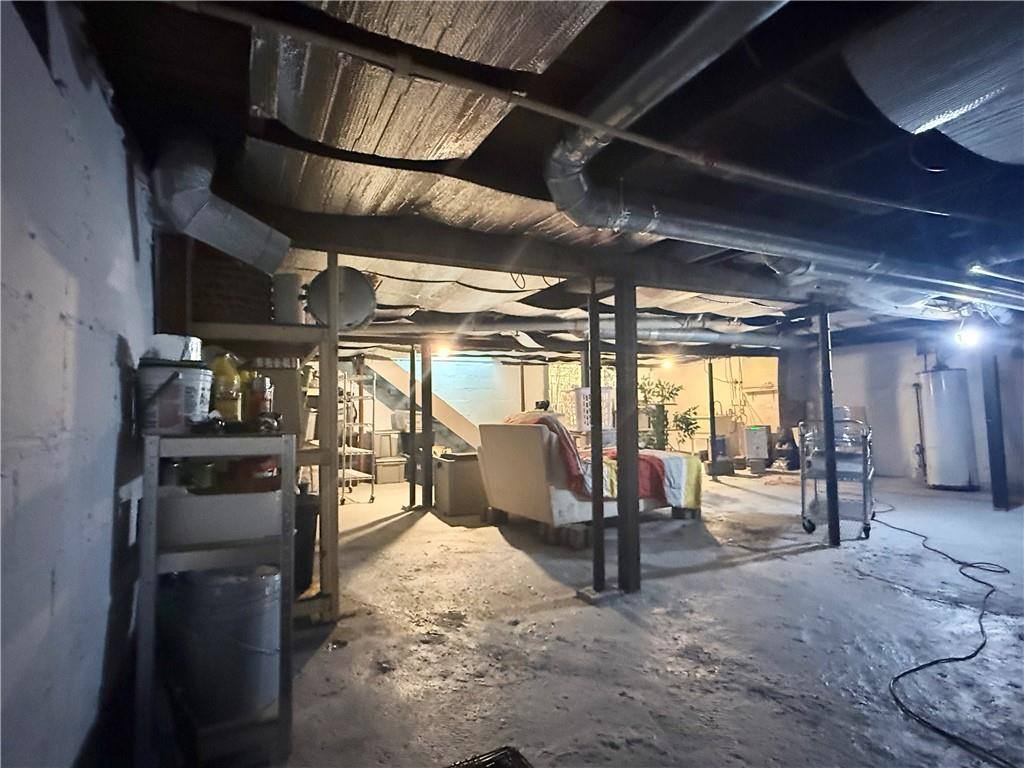 704 East Hayward Avenue, Independence, MO 64050