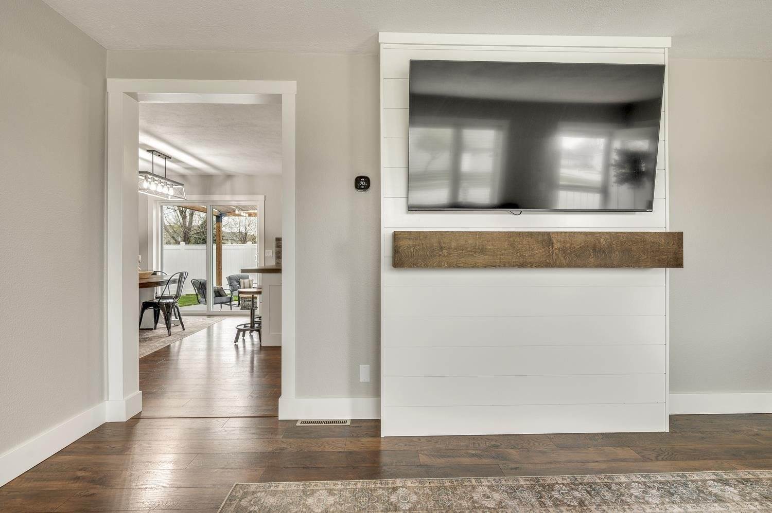 2220 30Th, Spirit Lake, IA 51360