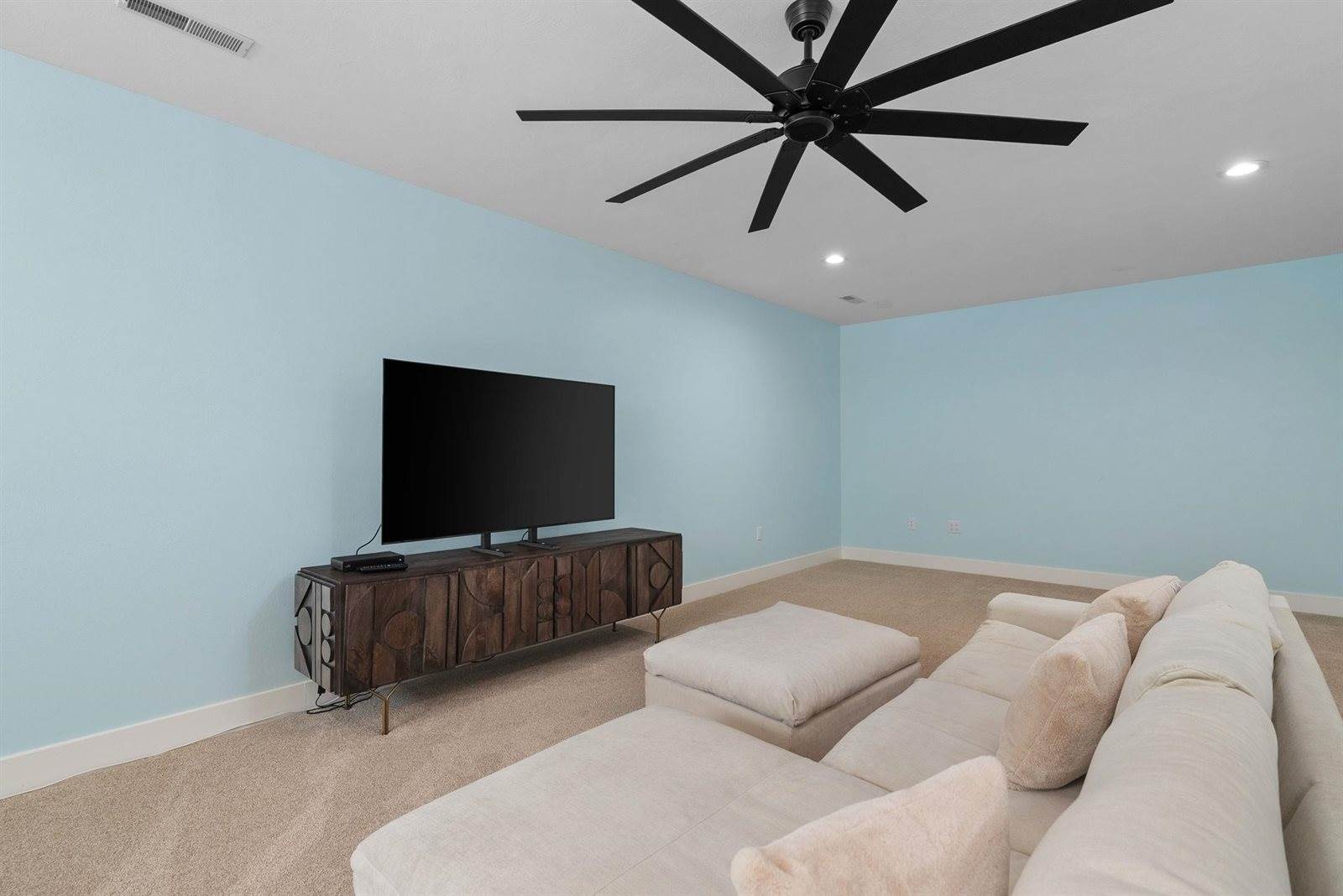 7211 Henry, Middleton, WI 53562