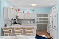 7211 Henry, Middleton, WI 53562