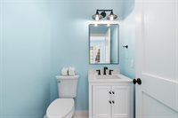 7211 Henry, Middleton, WI 53562