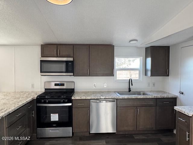 7270 North Razorback Road, Tucson, AZ 85743