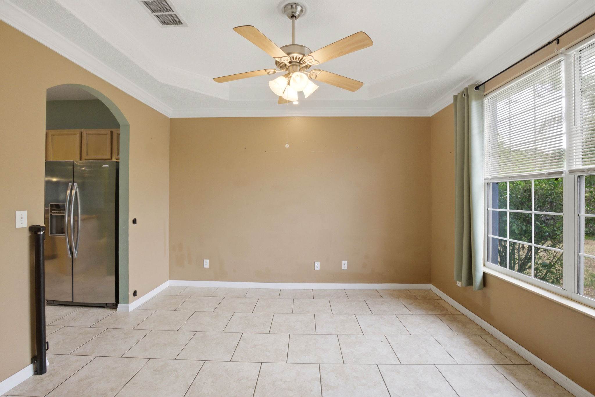 35937 Dawn Drive, Leesburg, FL 34788