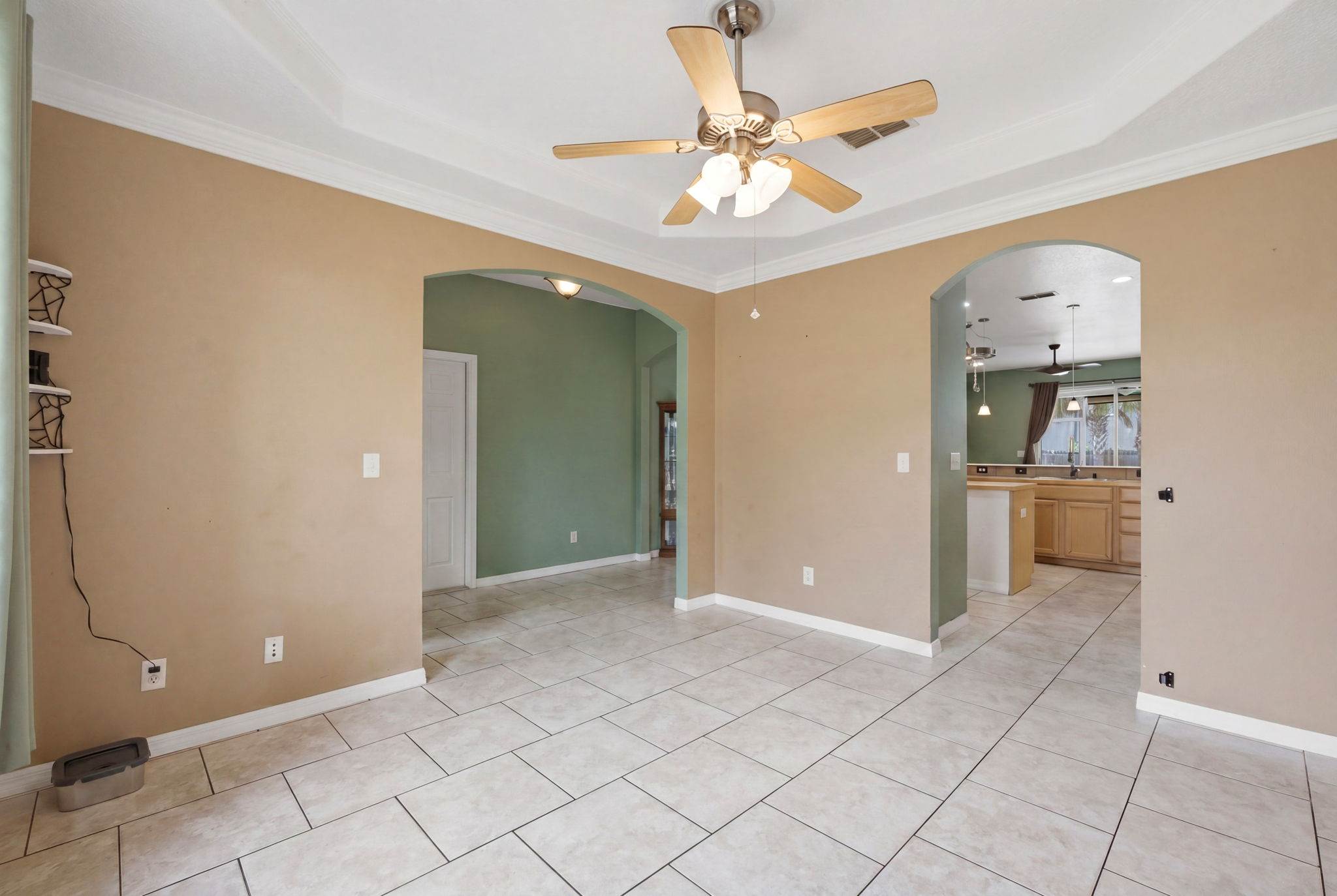 35937 Dawn Drive, Leesburg, FL 34788