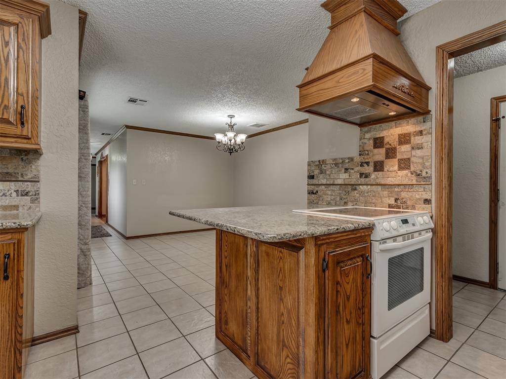 48110 Hardesty Road, Earlsboro, OK 74840