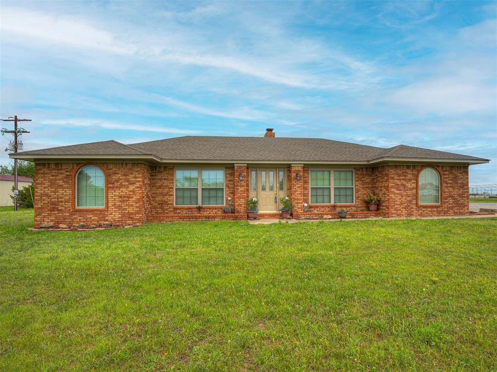 48110 Hardesty Road, Earlsboro, OK 74840
