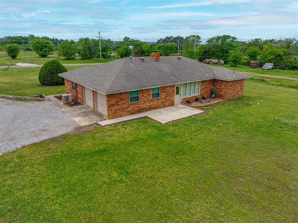 48110 Hardesty Road, Earlsboro, OK 74840