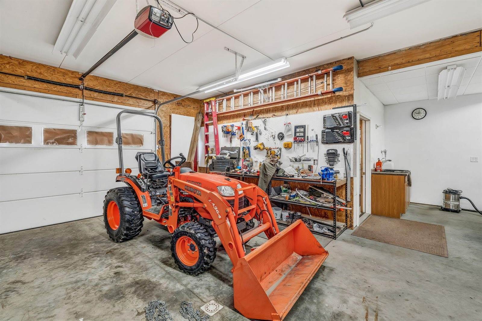 2080 Lakeview Road, Lake View Plt, ME 04463