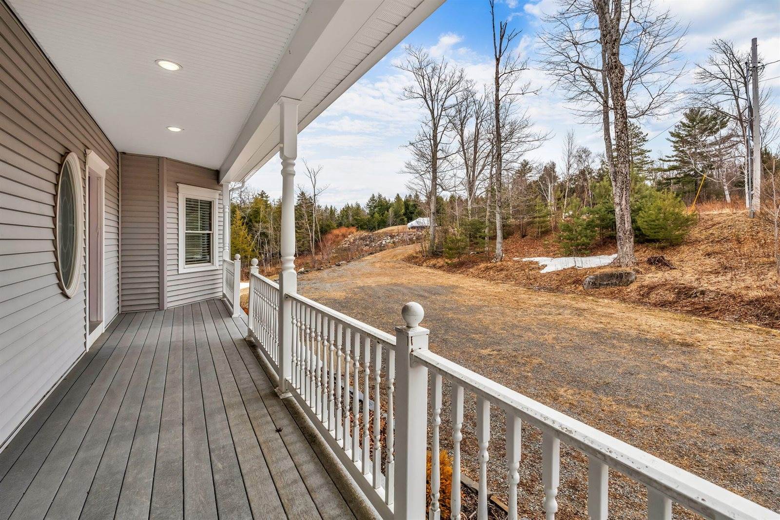 2080 Lakeview Road, Lake View Plt, ME 04463