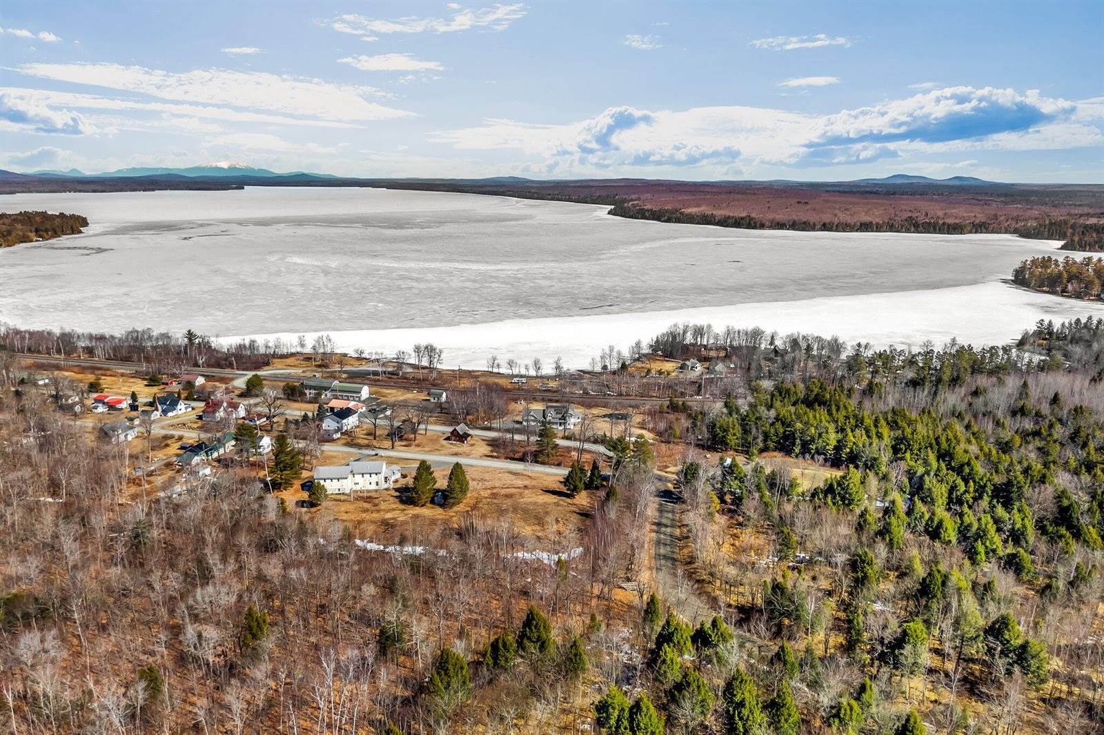 2080 Lakeview Road, Lake View Plt, ME 04463
