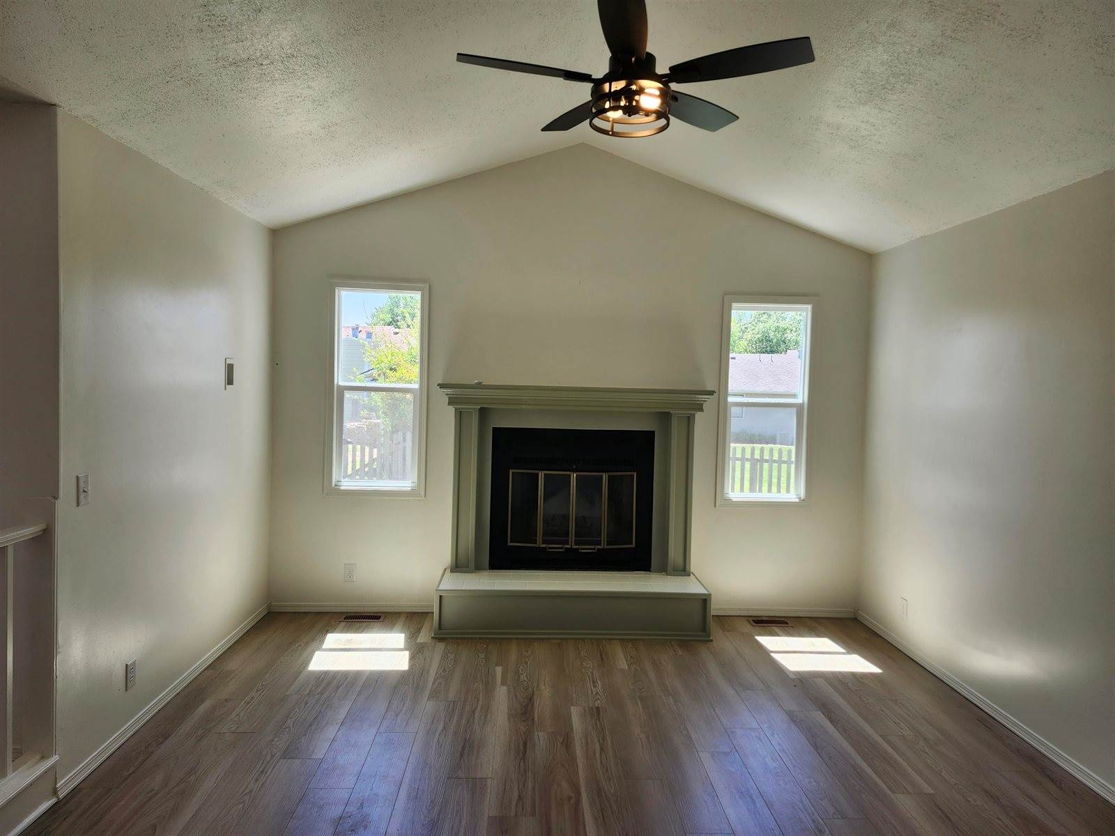 9039 East Skinner St, Wichita, KS 67207