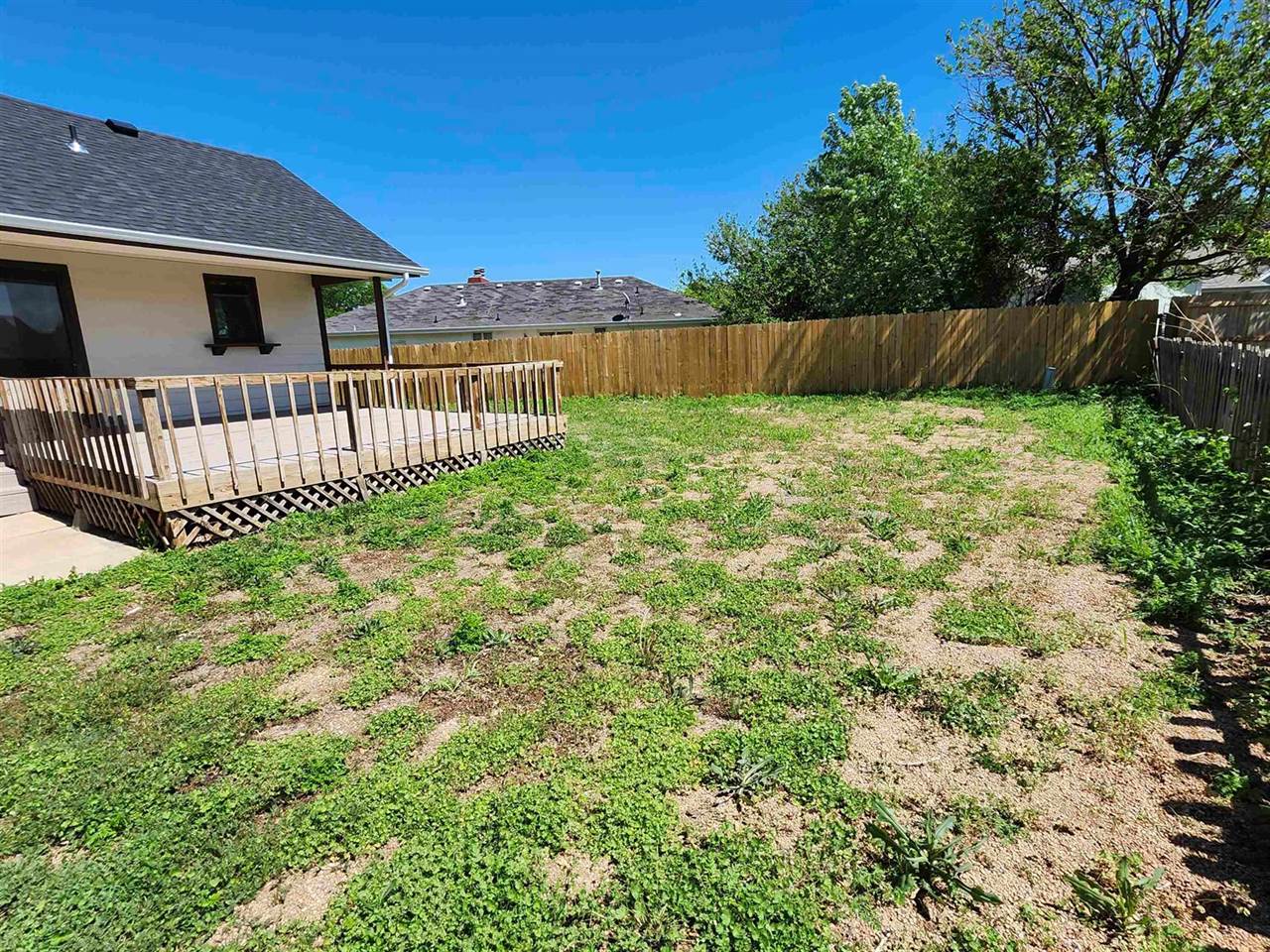 9039 East Skinner St, Wichita, KS 67207