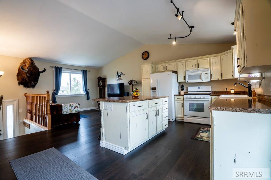 4120 E 230 N, Rigby, ID 83442