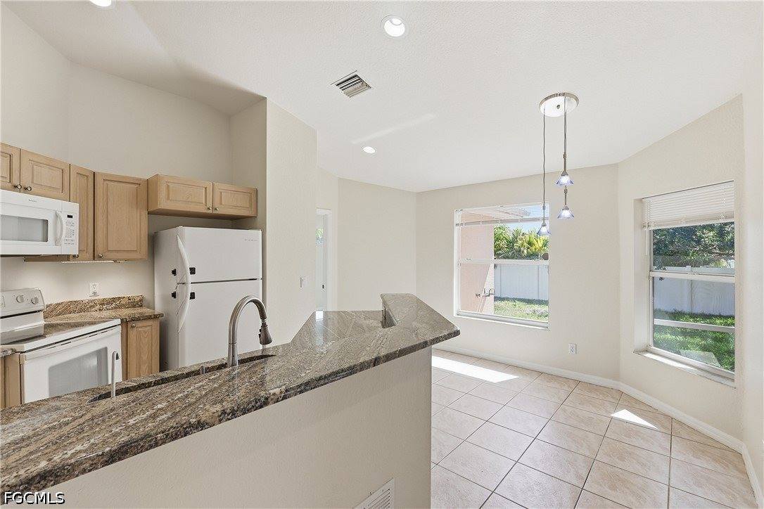 3731 SW 17th Avenue, Cape Coral, FL 33914