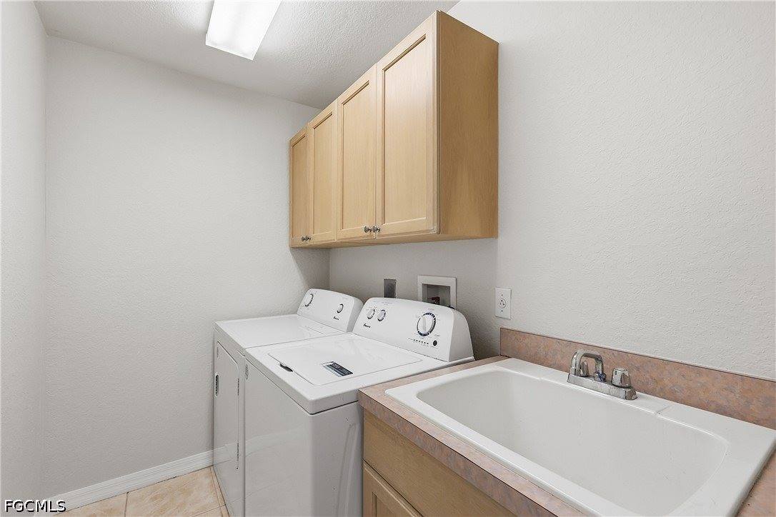 3731 SW 17th Avenue, Cape Coral, FL 33914