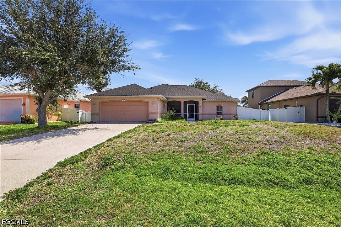 3731 SW 17th Avenue, Cape Coral, FL 33914