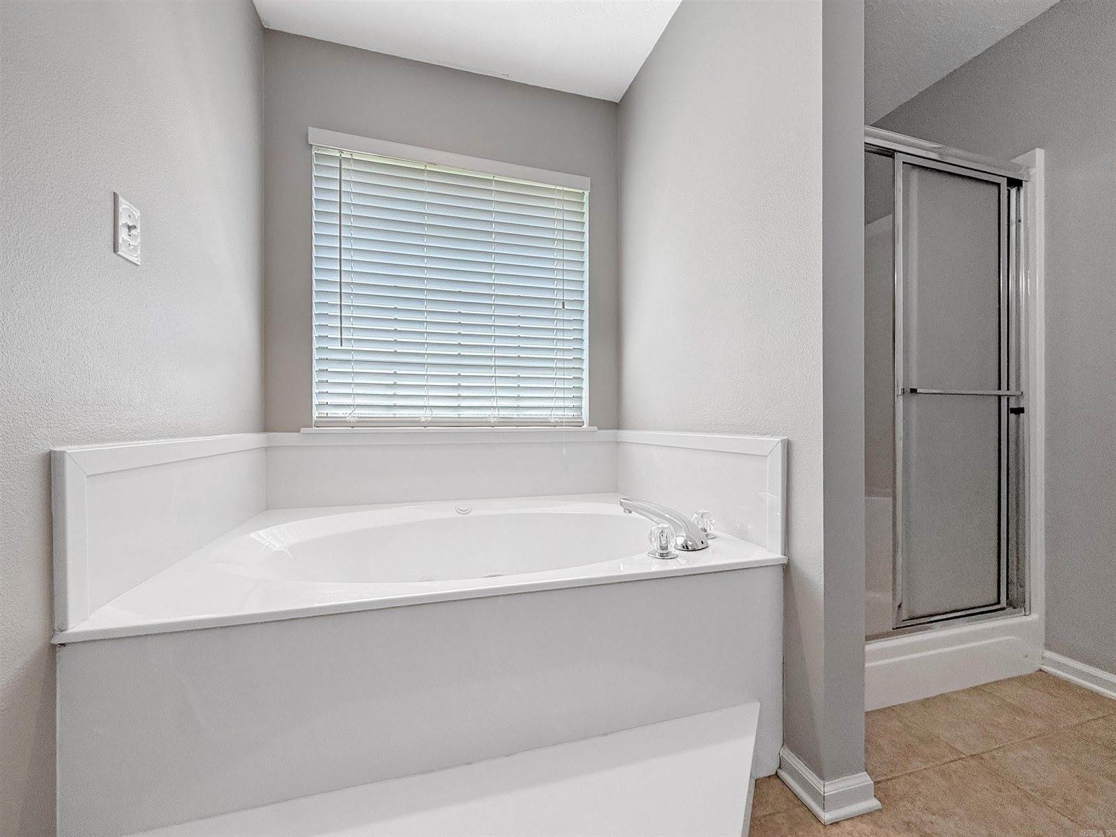 12 Weaver Circle, Vilonia, AR 72173