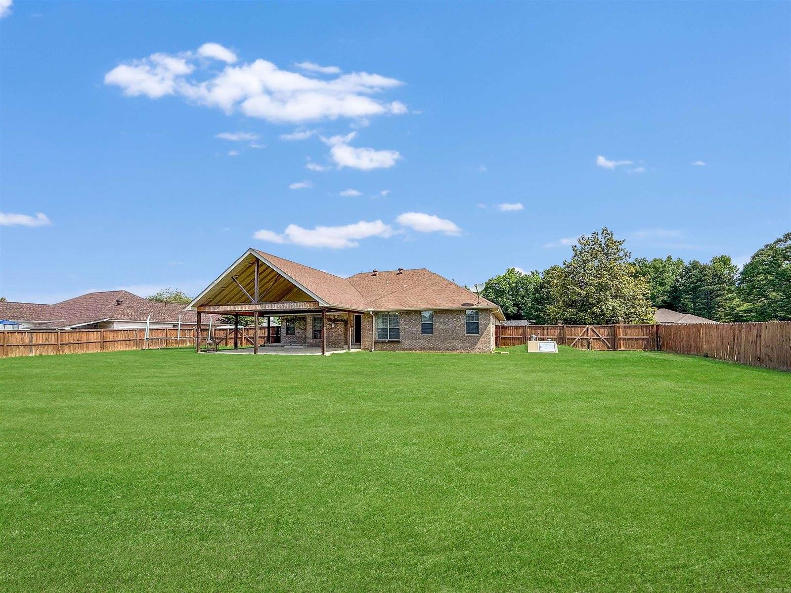 12 Weaver Circle, Vilonia, AR 72173