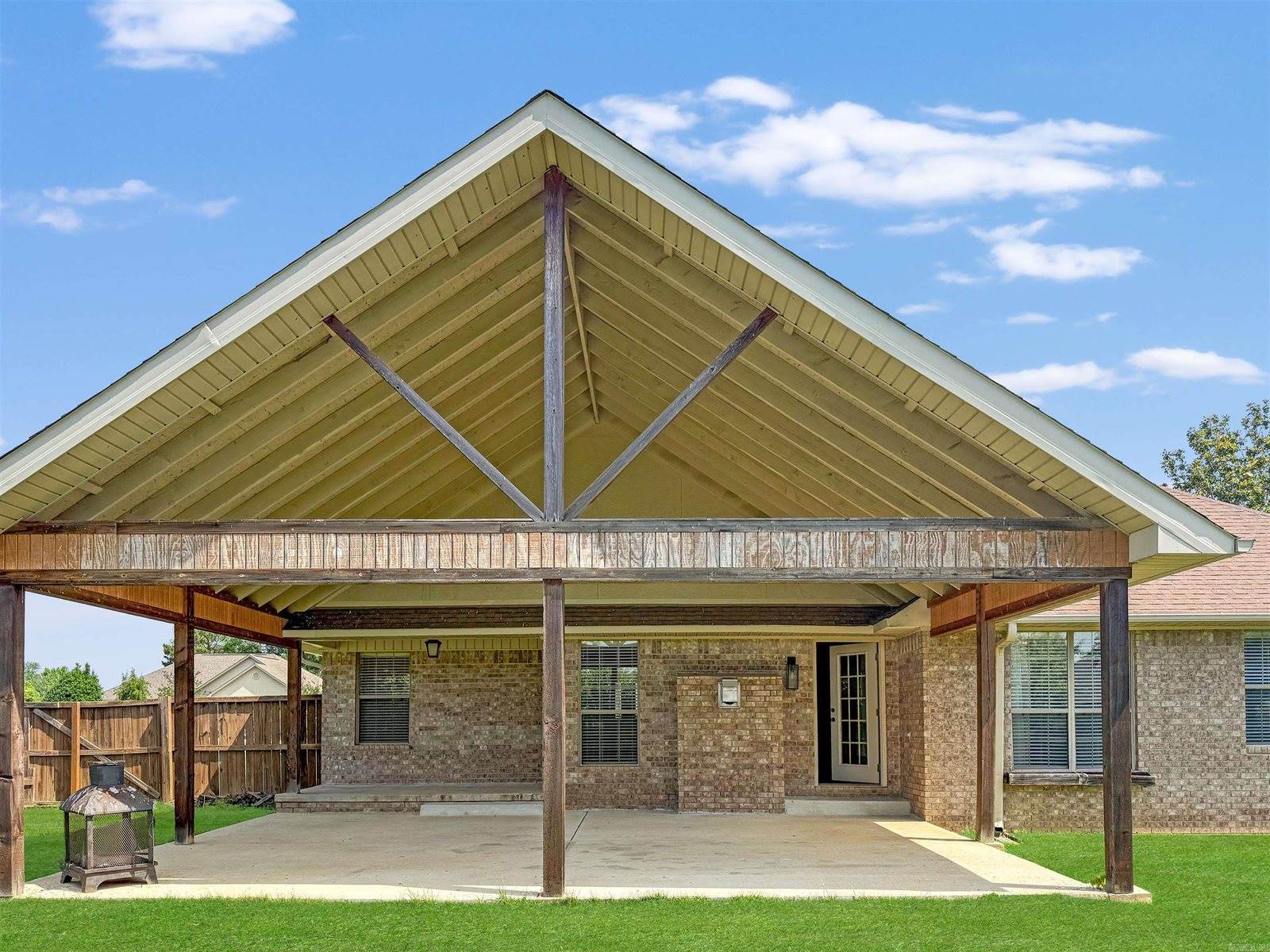 12 Weaver Circle, Vilonia, AR 72173