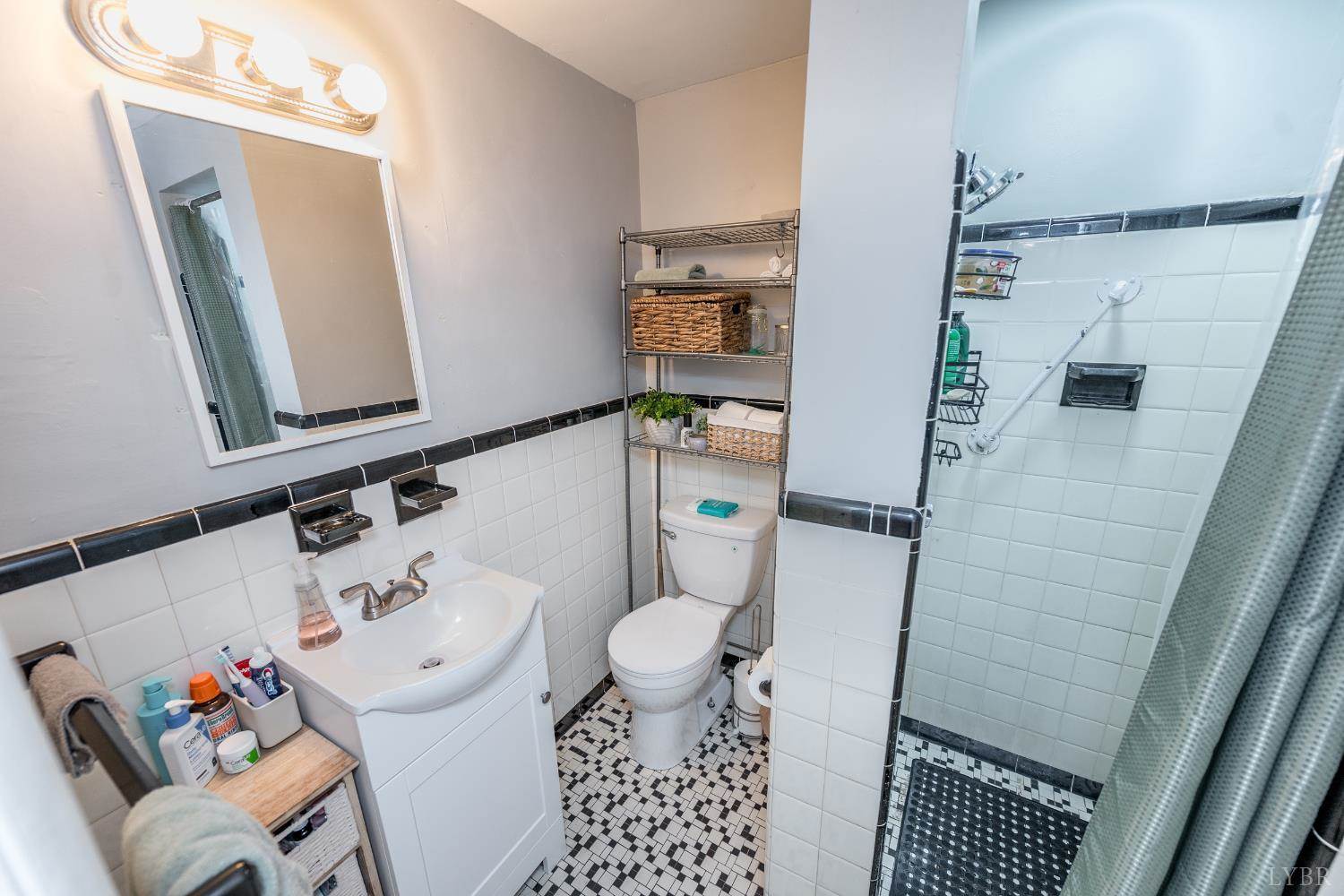 3209 Memorial Avenue, #1, Lynchburg, VA 24501