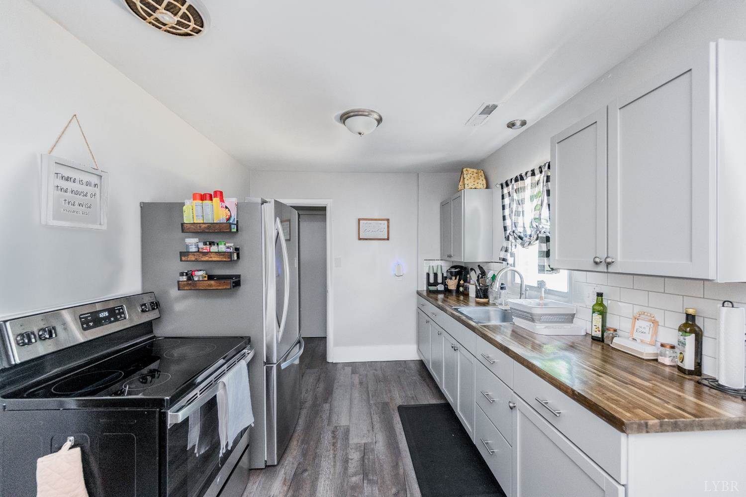 3209 Memorial Avenue, #1, Lynchburg, VA 24501